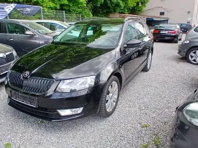 Gebraucht Skoda Octavia 105 PS (77 kW) 2014 Schwarz Kombi