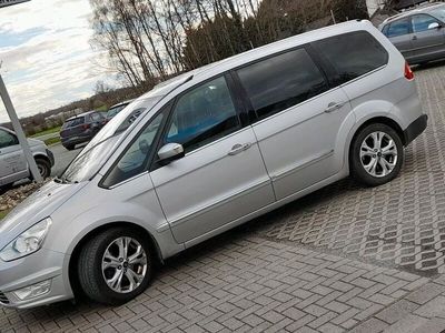 gebraucht Ford Galaxy Titanium 7-Sitzer mit Anhängerkupplung