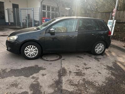 Gebraucht VW Golf VI 122 PS (89 kW) 2012 Schwarz Kleinwagen