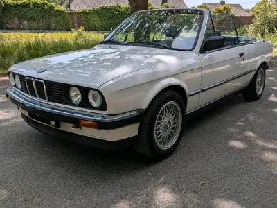 Gebraucht BMW 320 Cabriolet 129 PS (94 kW) 1988 Weiß Cabrio