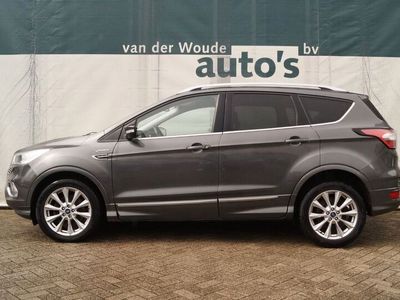 Grau Gebraucht 2019 Ford Kuga Vignale SUV | 15.125 € (Teuer)