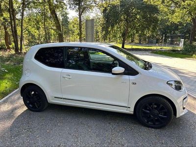 Gebraucht VW up! CLUB 75 PS (55 kW) 2015 Weiß Kleinwagen