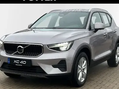 Ny Volvo XC40 Core 163 HK (119 kW) 2025 Sølv SUV