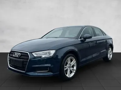 Gebraucht Audi A3 Design 150 PS (110 kW) 2019 Blau Limousine
