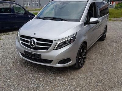 Gebraucht Mercedes V250 190 PS (139 kW) 2018 Silber Van / Kleinbus