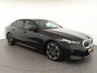 Używany BMW 520 M Sport 197 KM (144 kW) 2025 Czarny Sedan/Limuzyna