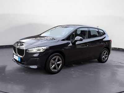 Gebraucht BMW 220 Active Tourer 156 PS (114 kW) 2025 Schwarz Van / Kleinbus