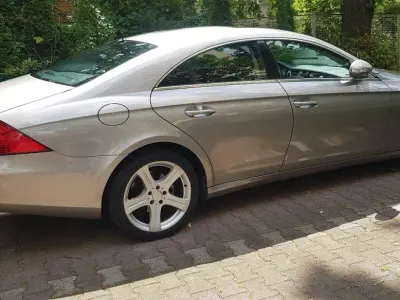Gebraucht Mercedes CLS350 272 PS (200 kW) 2005 Silber Coupé