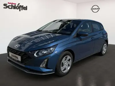 Neu Hyundai i20 Comfort 79 PS (58 kW) 2025 Vibrant blue / mic Kleinwagen