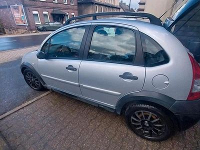 Gebraucht Citroën C3 90 PS (66 kW) 2006 Silber Kleinwagen