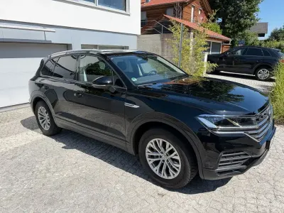 Gebraucht VW Touareg 231 PS (169 kW) 2019 Schwarz SUV