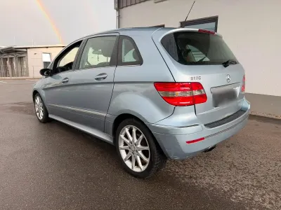 Gebraucht Mercedes B170 116 PS (85 kW) 2006 Silber Van / Kleinbus
