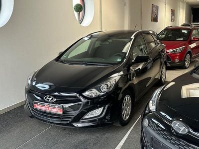 Gebraucht Hyundai i30 Style 99 PS (72 kW) 2013 Schwarz Kombi