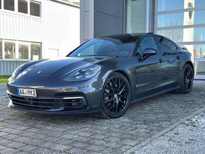 Porsche Panamera 4S