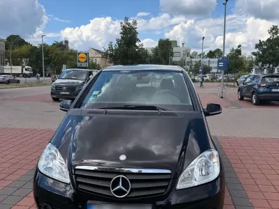 Gebraucht Mercedes A160 95 PS (69 kW) 2011 Schwarz Kleinwagen