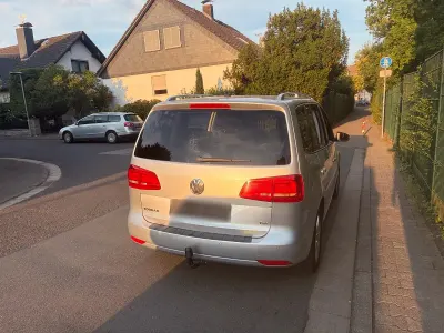 Gebraucht VW Touran 105 PS (77 kW) 2012 Silber Van / Kleinbus