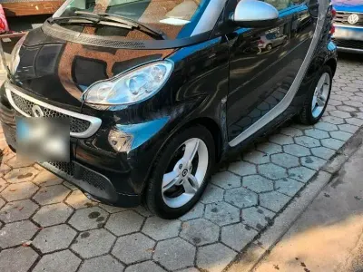 Gebraucht Smart ForTwo Coupé 54 PS (39 kW) 2012 Schwarz Coupé