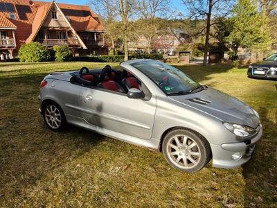 Gebraucht Peugeot 206 CC Quiksilver 109 PS (80 kW) 2004 Silber Cabrio
