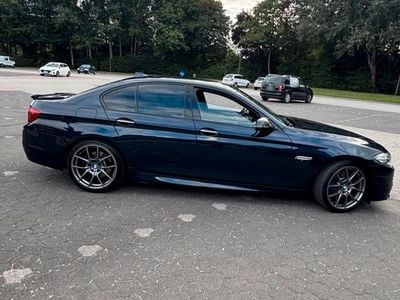 Gebraucht BMW 525 M Sport 218 PS (160 kW) 2013 Schwarz Limousine