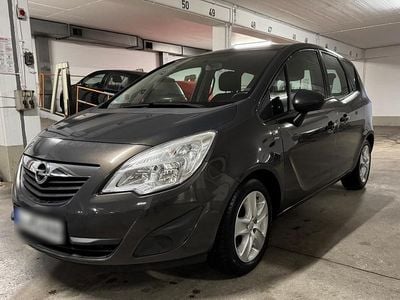Gebraucht Opel Meriva Design Edition 120 PS (88 kW) 2013 Grau Van / Kleinbus