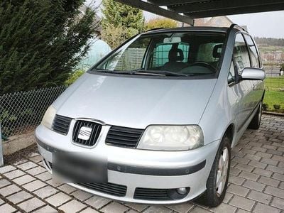 Usata Seat Alhambra 116 CV (85 kW) 2004 Argento Monovolume