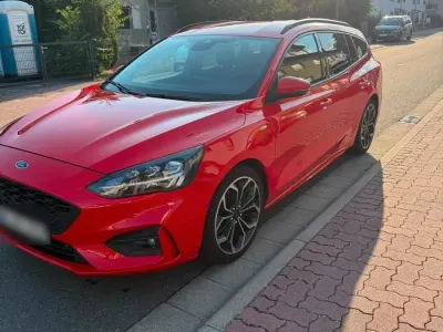 Gebraucht Ford Focus ST-Line 150 PS (110 kW) 2019 Rot Kombi