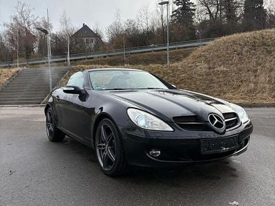 Second-hand Mercedes SLK280 231 CP (169 kW) 2007 Negru Cabrio