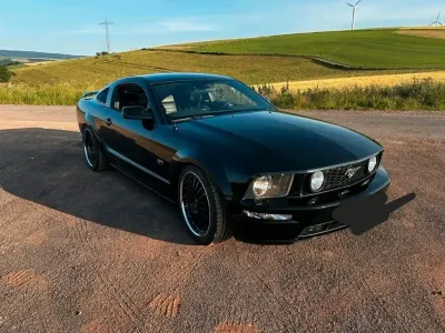 Gebraucht Ford Mustang GT 305 PS (224 kW) 2007 Schwarz Coupé