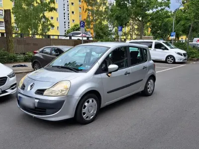 Gebraucht Renault Grand Modus 75 PS (55 kW) 2008 Silber Van / Kleinbus