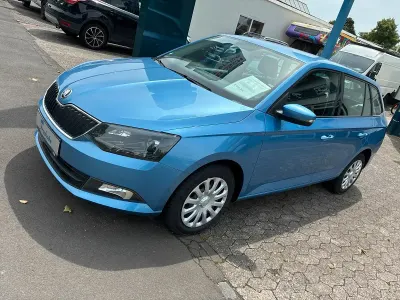 Gebraucht Skoda Fabia Style 90 PS (66 kW) 2015 Blau Kombi