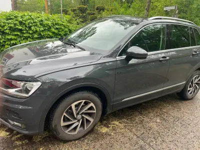 Second-hand VW Tiguan 150 CP (110 kW) 2018 Gri SUV