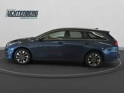 Gebraucht Kia Ceed Sportswagon Spirit 141 PS (103 kW) 2020 Blau Kombi