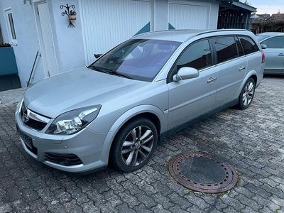 Silber Gebraucht 2008 Opel Vectra Kombi | 4.500 € (Etwas zu teuer)