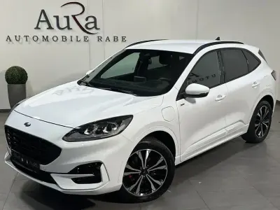 Usata Ford Kuga ST-Line X 224 CV (164 kW) 2022 Bianco SUV