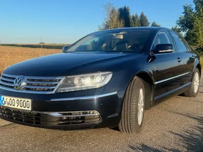 Gebraucht VW Phaeton 300 PS (220 kW) 2011 Blau Limousine