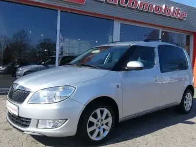 Second-hand Skoda Roomster Ambition 86 CP (63 kW) 2014 Argintiu Monovolum