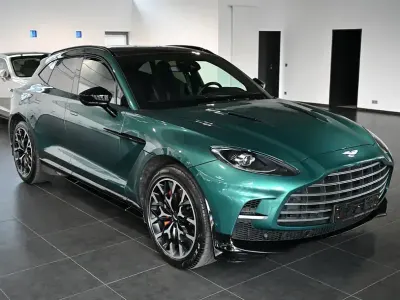 Gebraucht Aston Martin DBX 707 707 PS (519 kW) 2024 Grün SUV