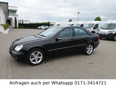 Gebraucht Mercedes C180 Avantgarde 143 PS (105 kW) 2005 Schwarz Limousine