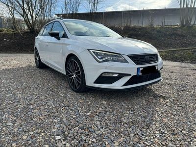 gebraucht Seat Leon ST 2.0 TDI 135kW DSG*FR*LED*PERFORMANCE*SHZ