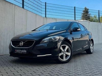 Gebraucht Volvo V40 You! 114 PS (83 kW) 2014 Schwarz Limousine