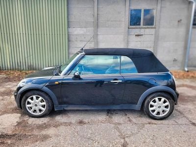 Begagnad Mini Cooper Cabriolet 115 HK (84 kW) 2005 Svart Cab