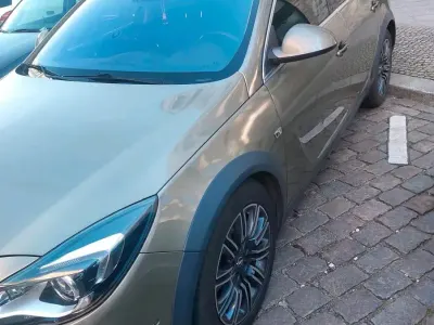 Brugt Opel Insignia 163 HK (119 kW) 2015 Guld Stationcar