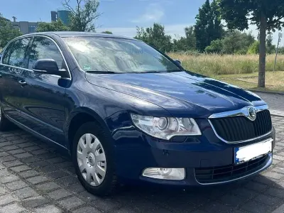 Gebraucht Skoda Superb 170 PS (125 kW) 2009 Blau Limousine