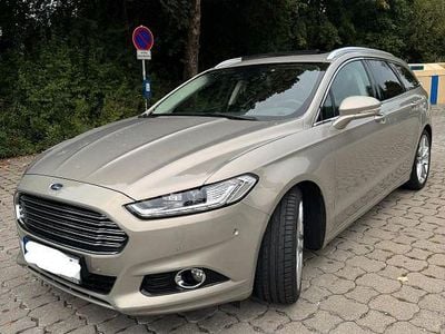 Gebraucht Ford Mondeo ST 179 PS (131 kW) 2016 Grau Kombi