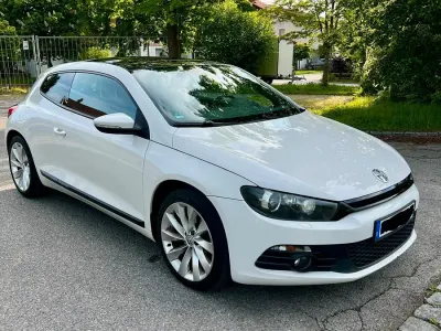 Gebraucht VW Scirocco 160 PS (117 kW) 2009 Weiß Coupé