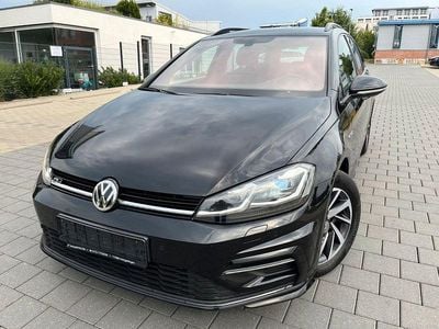 Schwarz Gebraucht 2020 VW Golf VII R-line Kombi | 12.980 € (Fairer Preis)