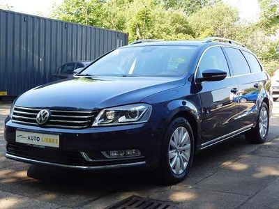 Gebraucht VW Passat Comfortline 140 PS (102 kW) 2012 Night blue metallic (metallic) Kombi