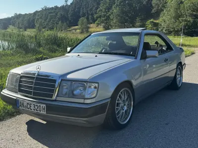 Gebraucht Mercedes 320 220 PS (161 kW) 1992 Silber Coupé
