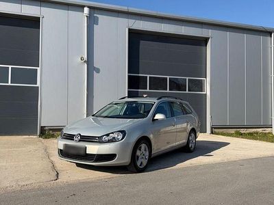 Gebraucht VW Golf VI Comfortline 122 PS (89 kW) 2010 Silber Kleinwagen