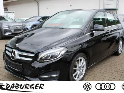 Gebraucht Mercedes B180 Urban 122 PS (89 kW) 2016 Schwarz Van / Kleinbus